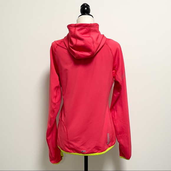 Puma Geranium Punch Windblock Hooded Soft Shell - Picture 5 of 13